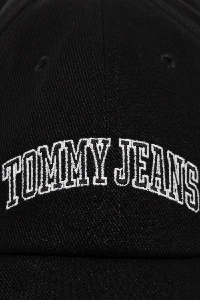 Bavlnená šiltovka Tommy Jeans čierna AW0AW16992