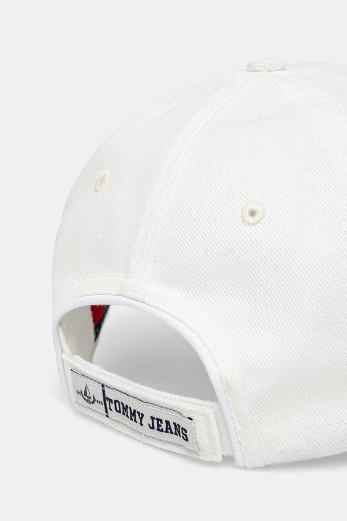 Doplnky Bavlnená šiltovka Tommy Jeans AW0AW17315 biela
