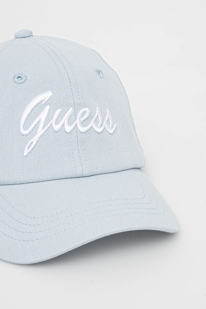 Guess czapka z daszkiem bawełniana V5GZ00.WFKN0 niebieski SS25