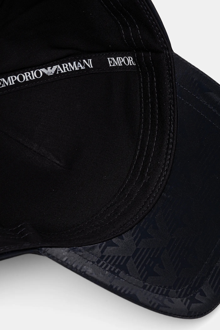 Kapa sa šiltom Emporio Armani EB000332.AF13370 mornarsko plava