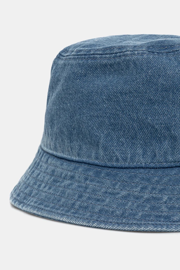 Calvin Klein Jeans bucket hat pentru bărbați din denim LV04G5021G albastru SS26