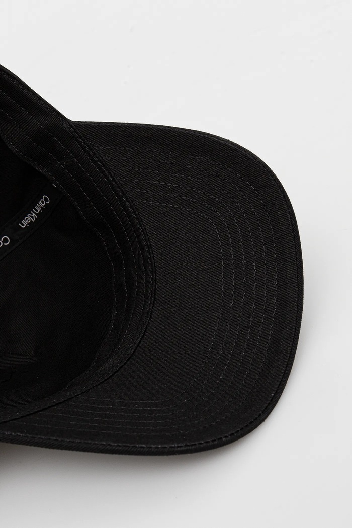 Calvin Klein Jeans czapka z daszkiem bawełniana czarny LV04G5032G