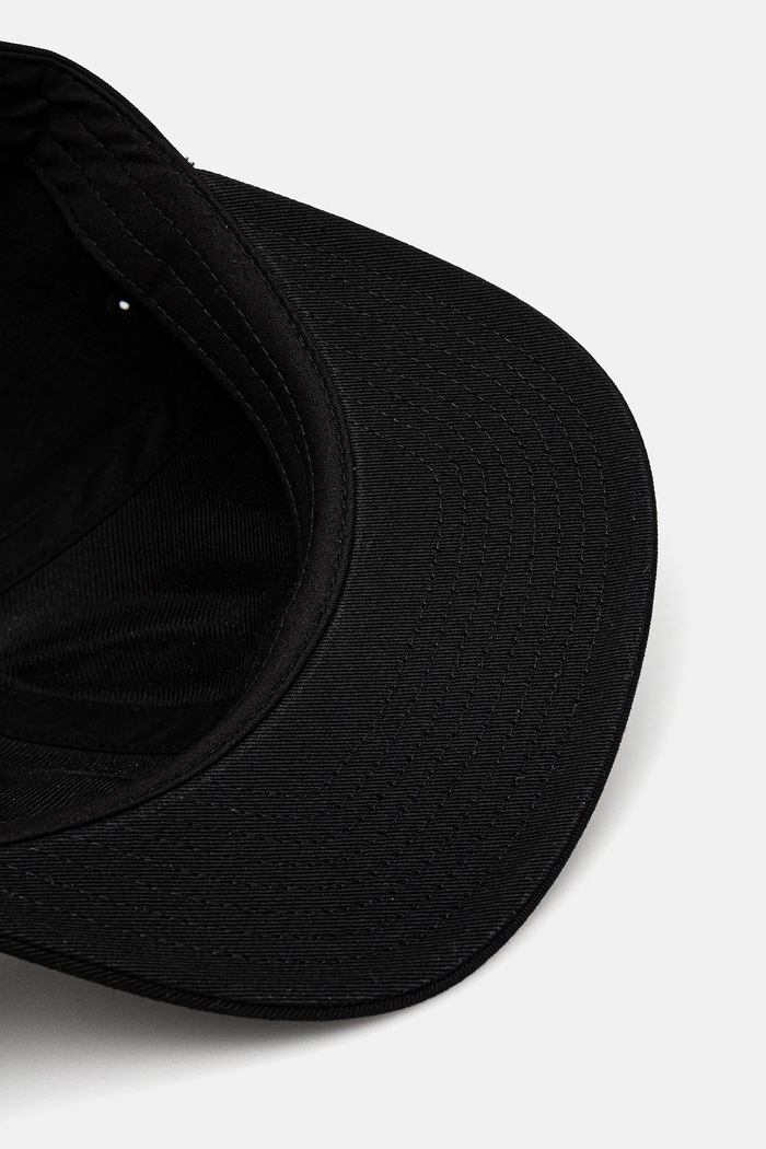 Vans czapka z daszkiem bawełniana czarny VN000MPHBLK1