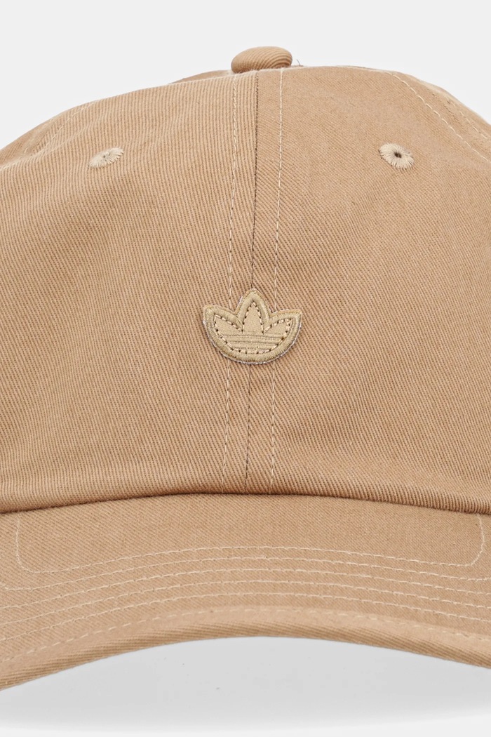 Bavlnená šiltovka adidas Originals JN7135 hnedá SS25