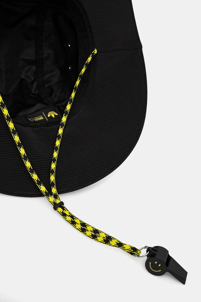 Καπέλο adidas Originals X Smiley adidas Originals μαύρο JD1003