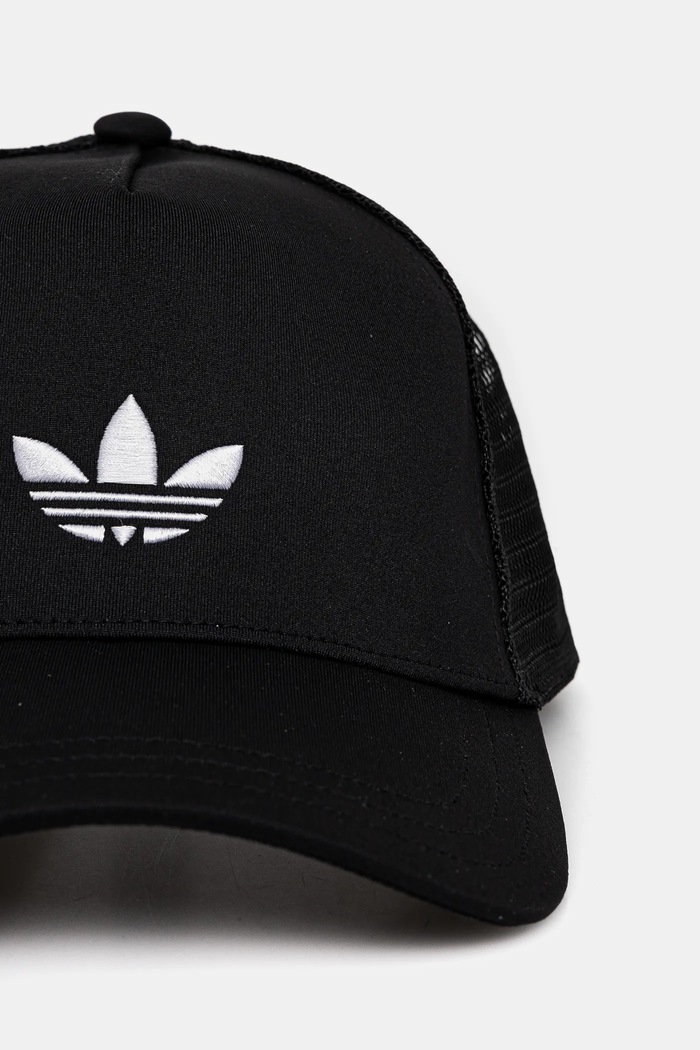 Šiltovka adidas Originals CURVED TRUCKER JC6038 čierna SS25