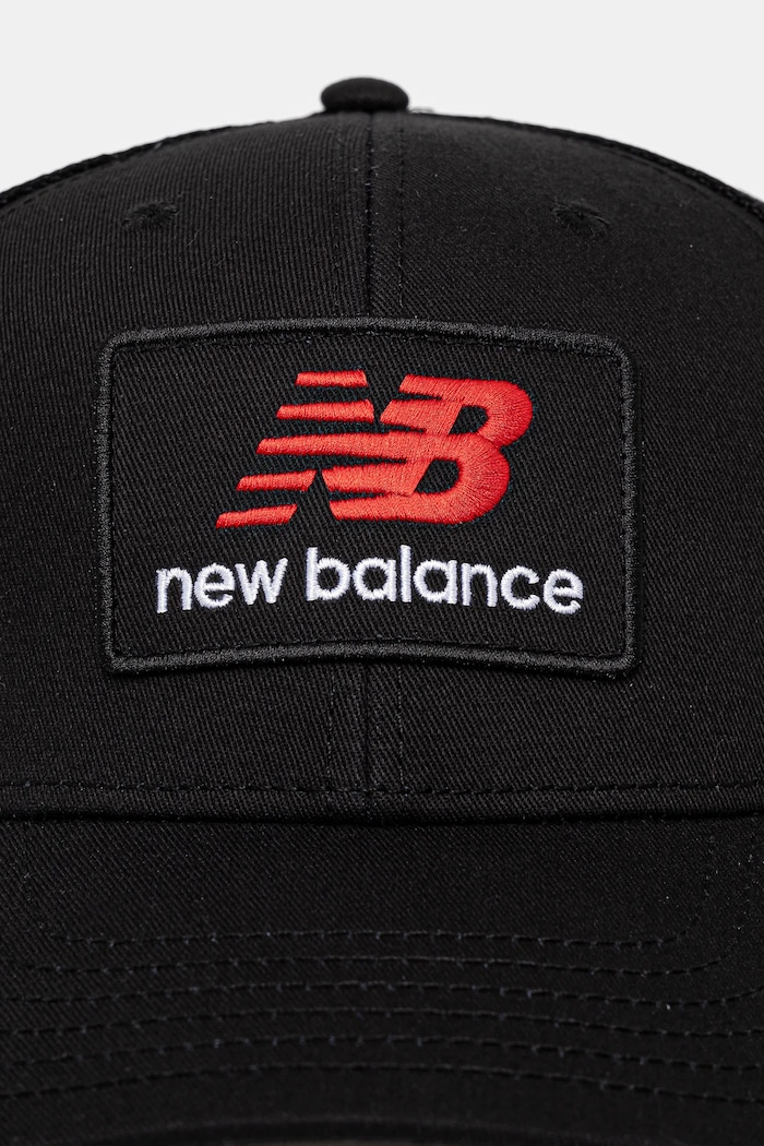 New Balance czapka z daszkiem LAH51016BK czarny SS25