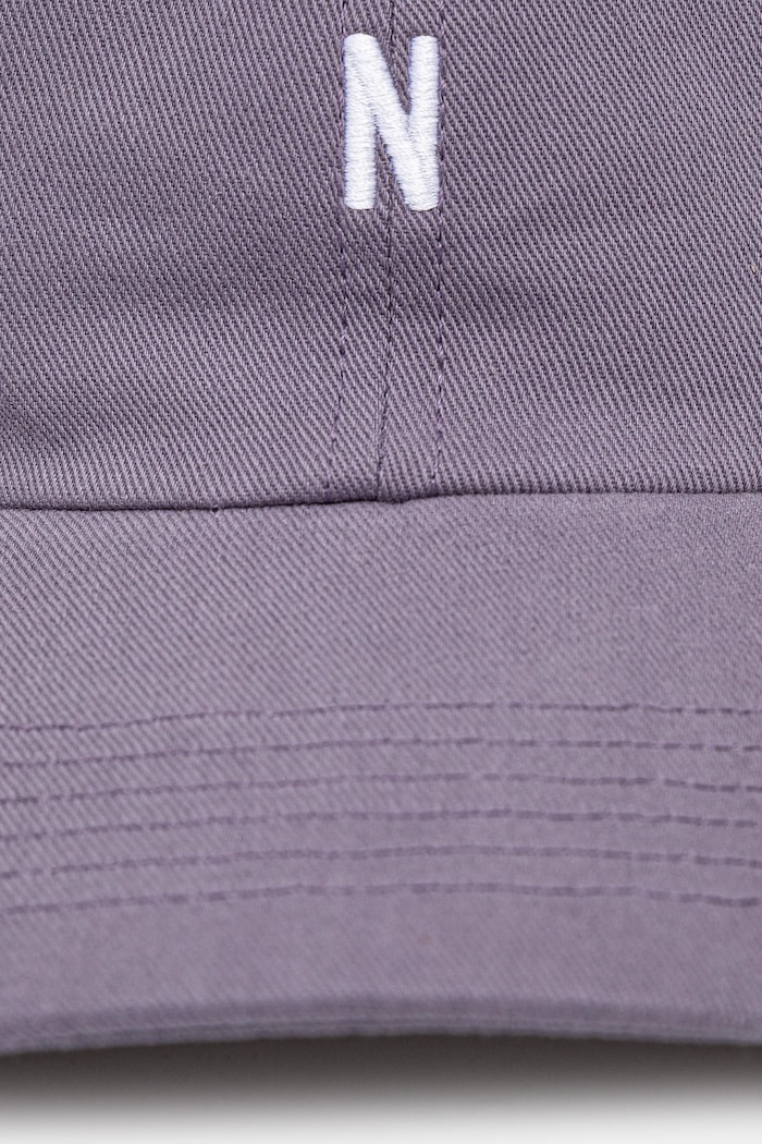 Norse Projects czapka z daszkiem bawełniana Twill Sports Cap N80.0001.6018 fioletowy SS25