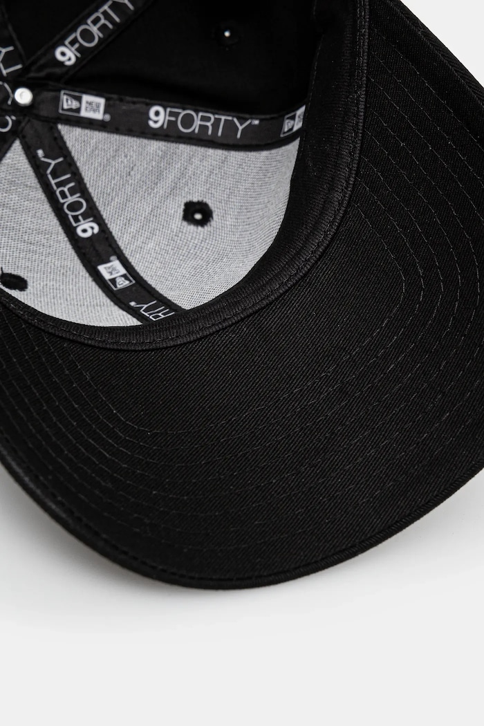 New Era czapka z daszkiem bawełniana czarny 60595159