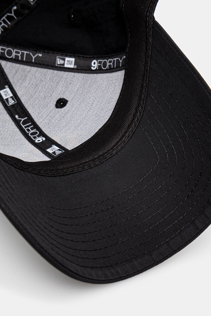 New Era czapka z daszkiem czarny 60595187