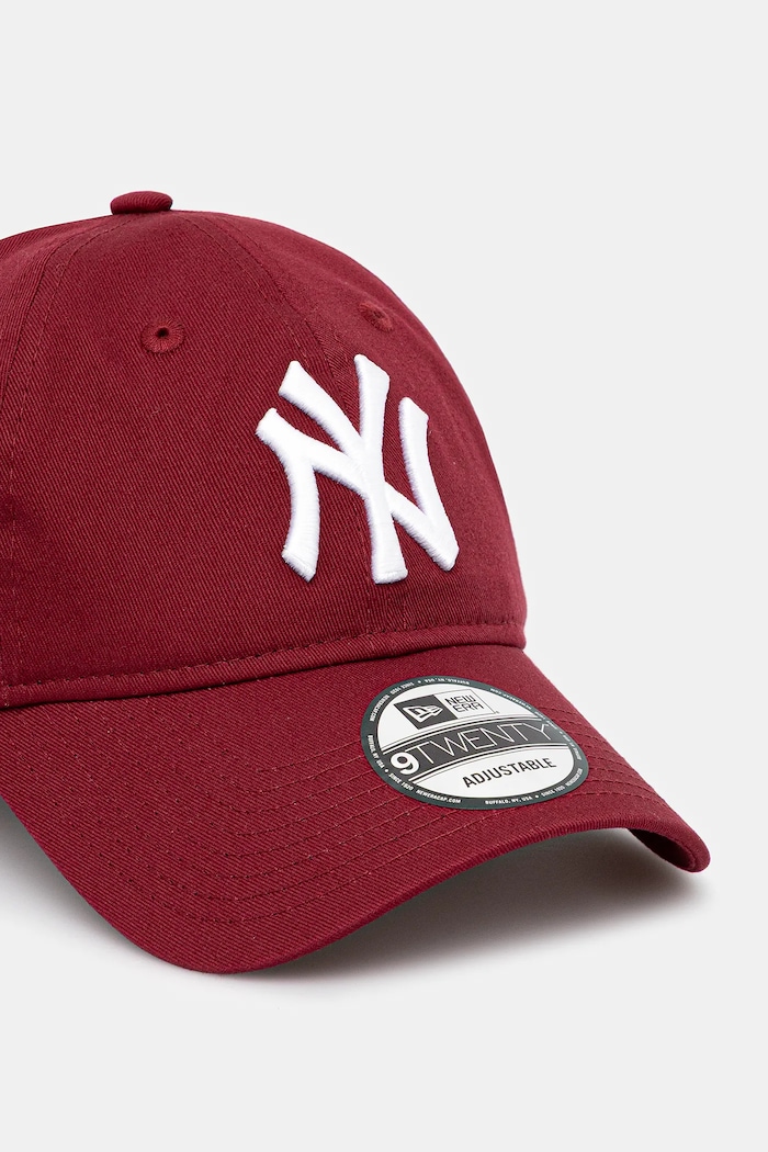 New Era șapcă de baseball din bumbac LEAGUE ESSENTIAL 9TWENTY® 60471469 burgundia SS25