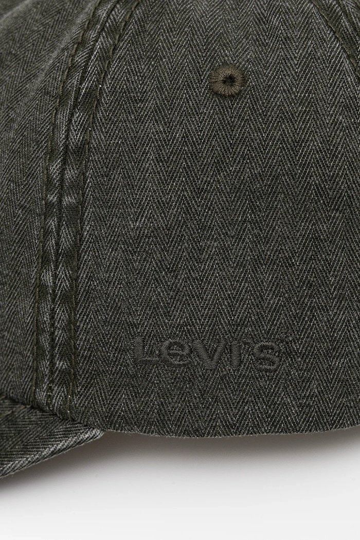 Pamučna kapa sa šiltom Levi's D7589.0025 zelena SS25