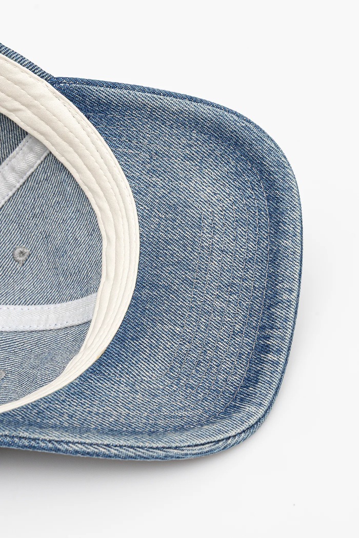 Džínová baseballová čepice Levi's modrá D7589.0020
