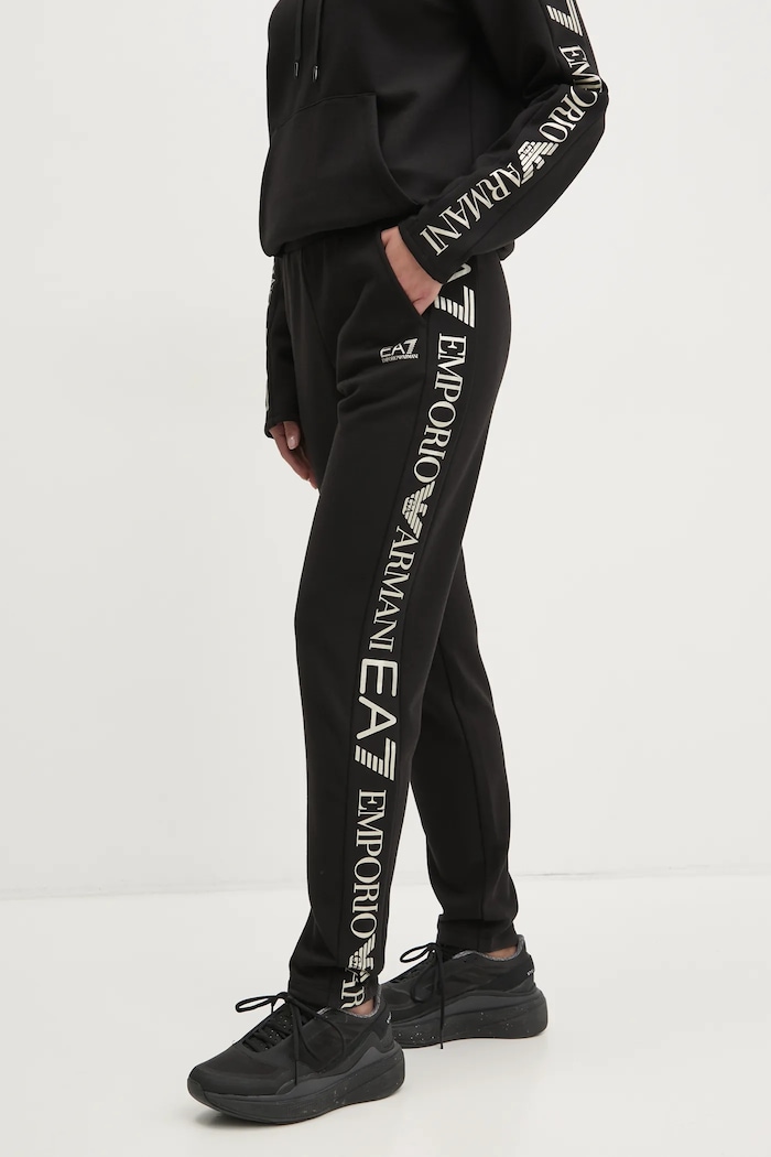 Trenirka EA7 Emporio Armani AF10443.7W000116 crna