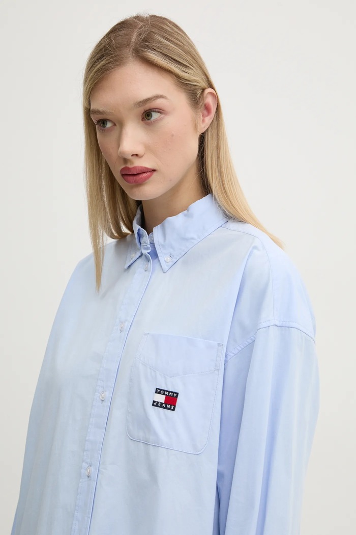 Pamučna košulja Tommy Jeans plava DW0DW19357