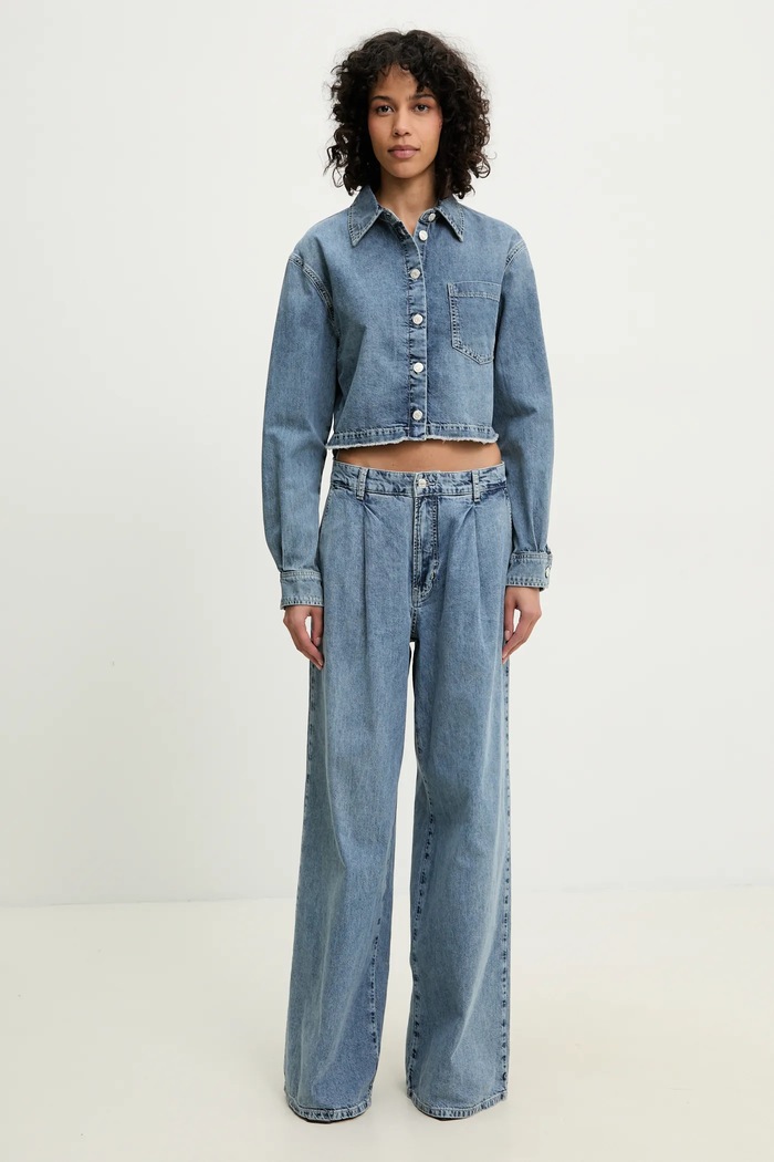 Βαμβακερό πουκάμισο Moschino Jeans 0222.3721 μπλε SS25
