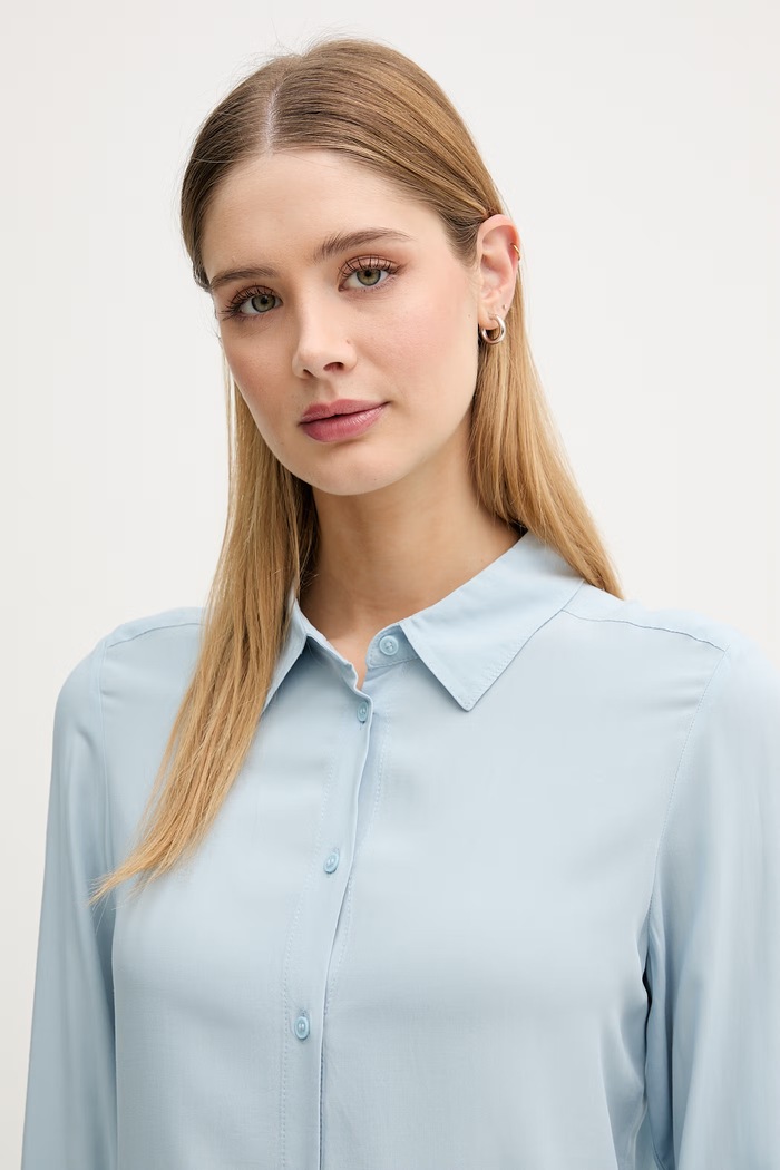 United Colors of Benetton košeľa dámska z viskózy modrá 5WPWDQ0B0