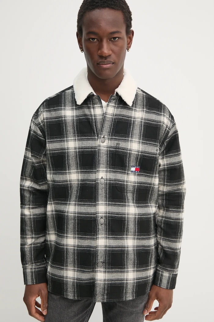 Bunda Tommy Jeans čierna DM0DM20241