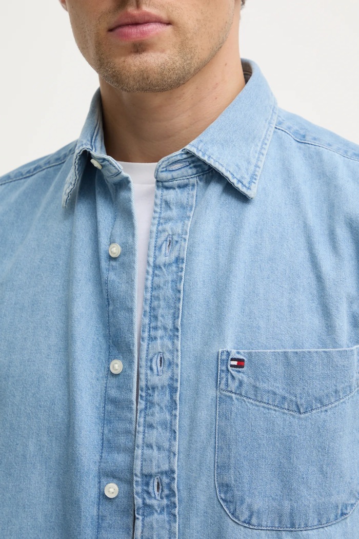 Tommy Hilfiger koszula jeansowa MW0MW37581 niebieski
