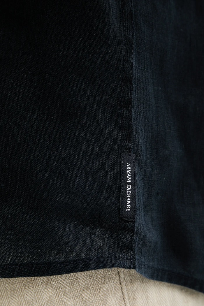 Lanena srajca Armani Exchange XM001221.AF14619.NOS mornarsko modra