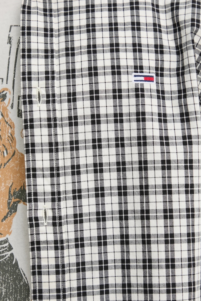Памучна риза Tommy Jeans DM0DM20885 сив