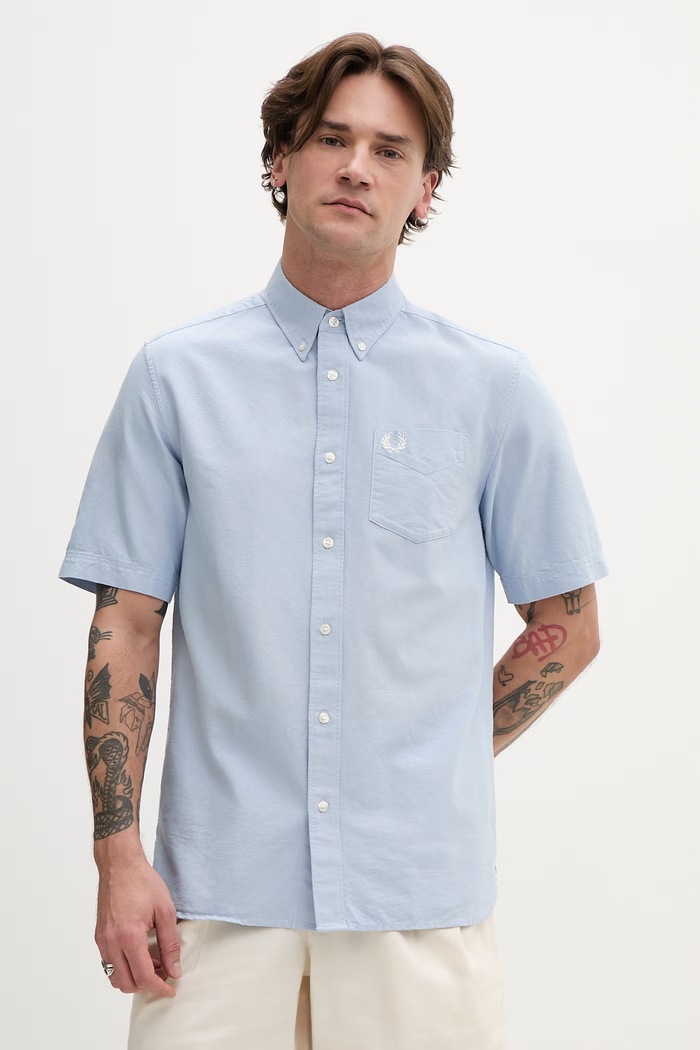 Bombažna srajca Fred Perry Brez vzorca modra M8730.146