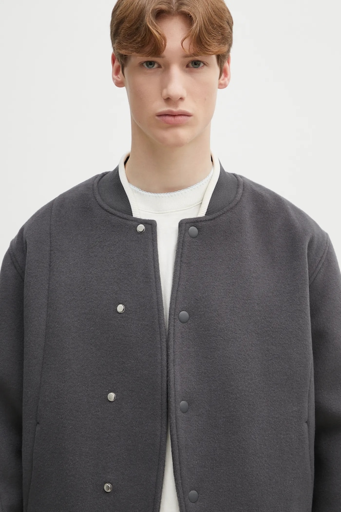 Μάλλινο μπουφάν bomber Axel Arigato Typo Varsity Jacket γκρί A3074003