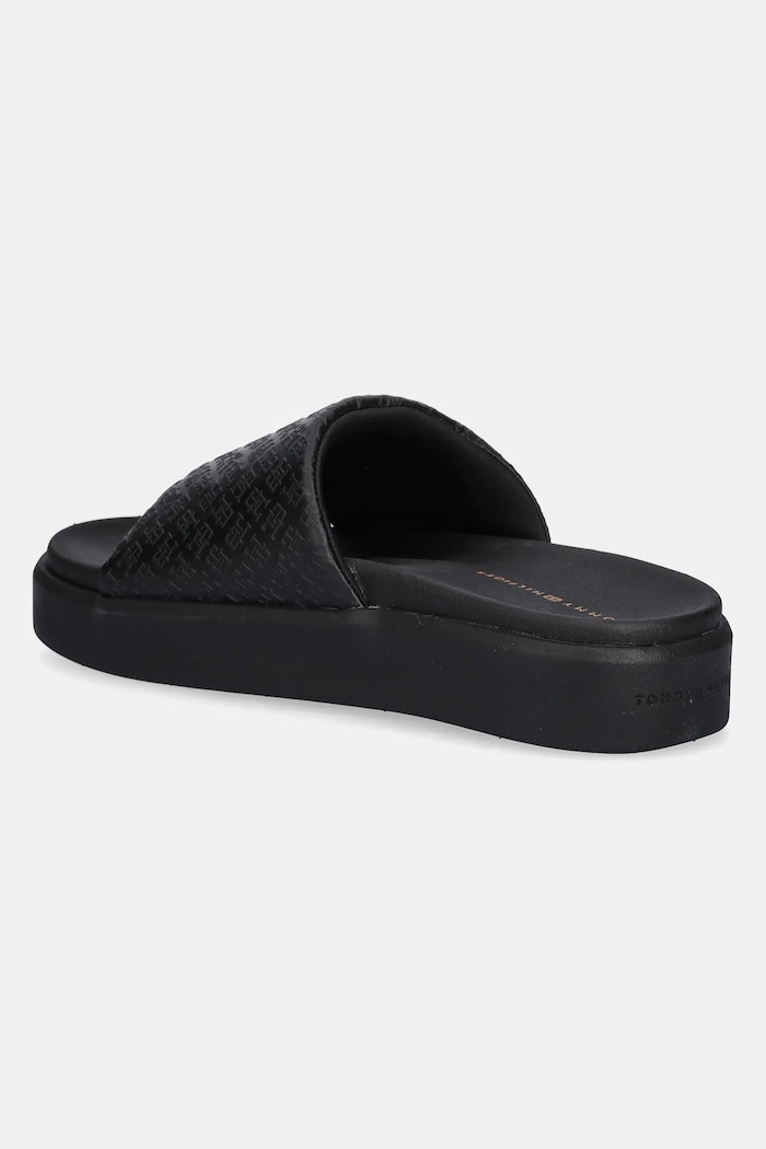 Obuwie Tommy Hilfiger klapki PLATFORM MONOGRAM POOLSLIDE FW0FW08526 czarny