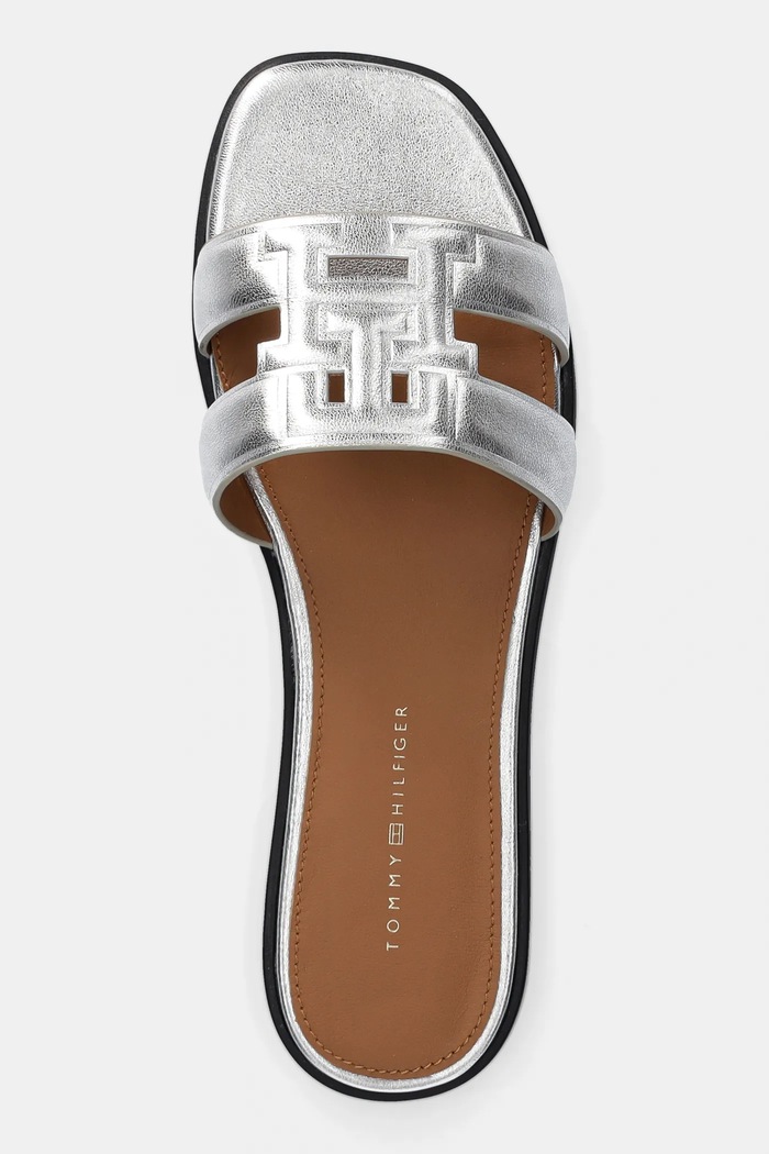 Boty Kožené pantofle Tommy Hilfiger TH LOGO STRAP METALLIC MULE FW0FW08676 stříbrná
