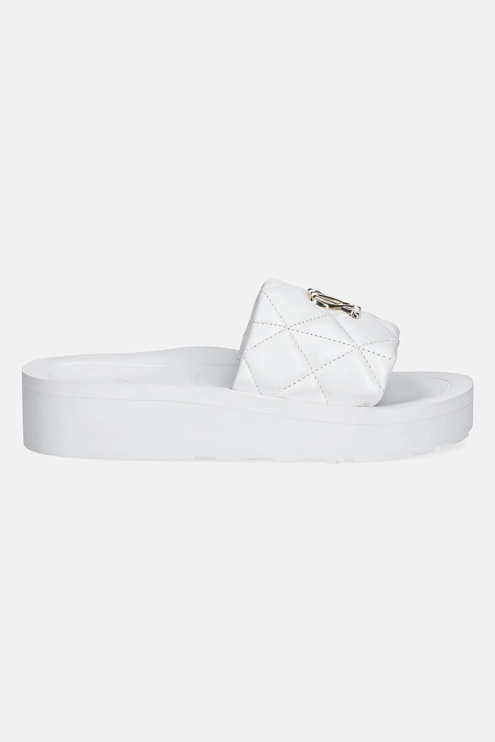 Love Moschino klapki skórzane JA28014I1MIE0100 biały SS25
