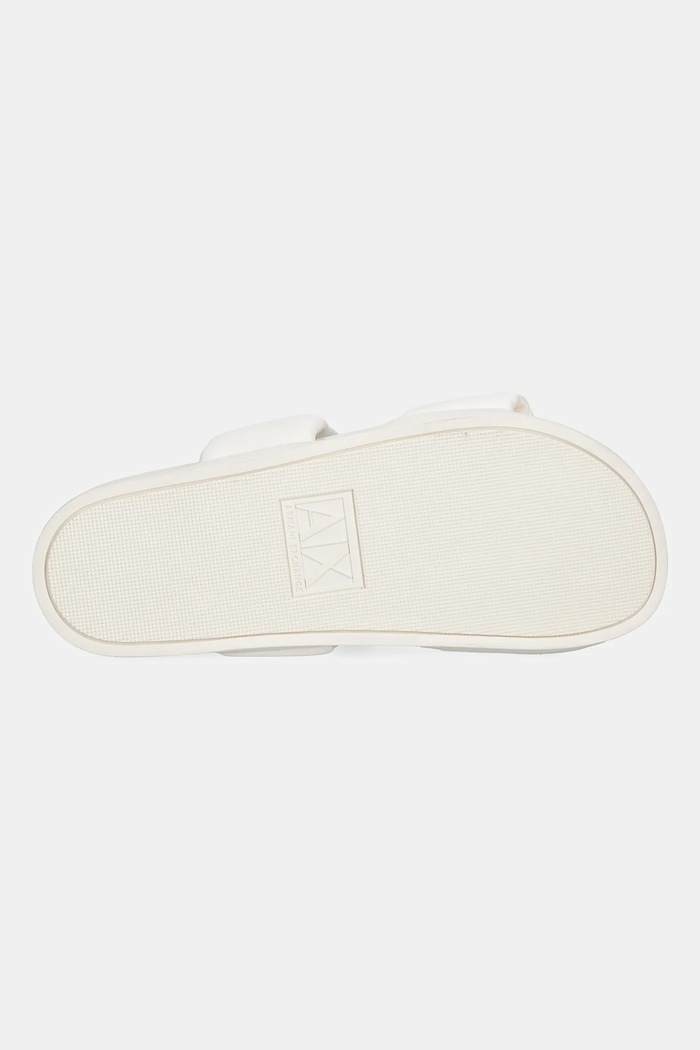 Šľapky Armani Exchange XDP062.XV926.00894 béžová