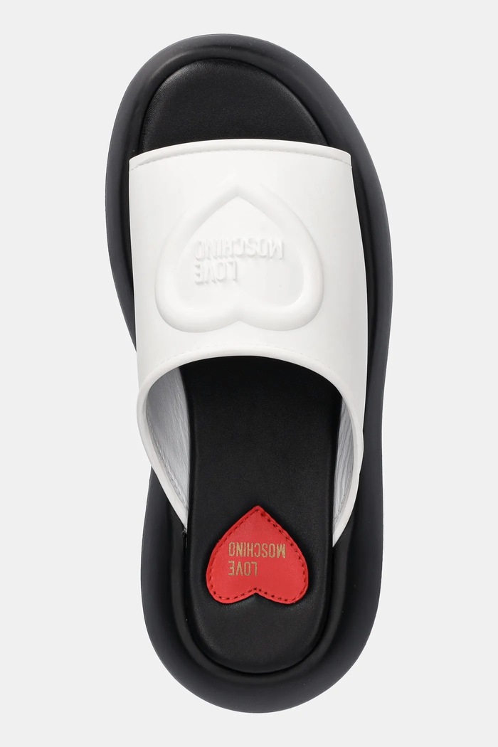 Love Moschino klapki biały JA28207I0MI40100