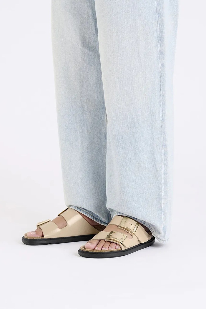 Birkenstock klapki skórzane Arizona Droplet Buckle 1029386