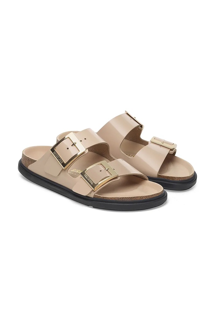 Birkenstock klapki skórzane Arizona Droplet Buckle beżowy 1029386
