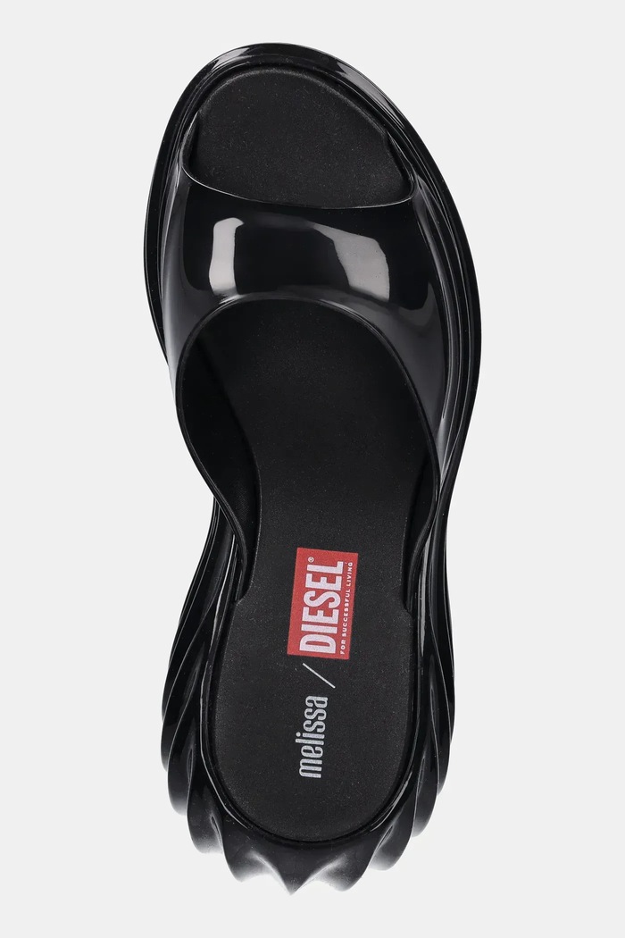Παντόφλες Melissa MELISSA PLATFORM DIESEL AD μαύρο M.36152