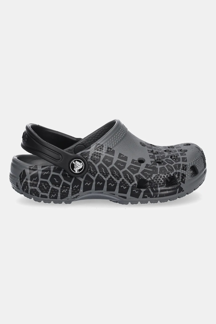 Crocs klapki dziecięce CLASSIC TIRE PRINT CLOG KIDS 211261.CROCS.CLASSIC.TI szary SS25