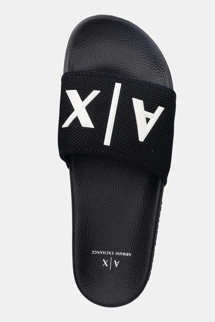 Natikači Armani Exchange mornarsko modra XUP001.XV820.U385