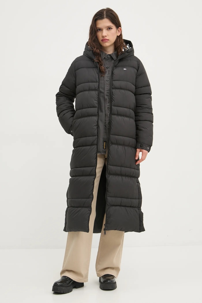 Bunda Tommy Jeans s kapucí černá DW0DW20184