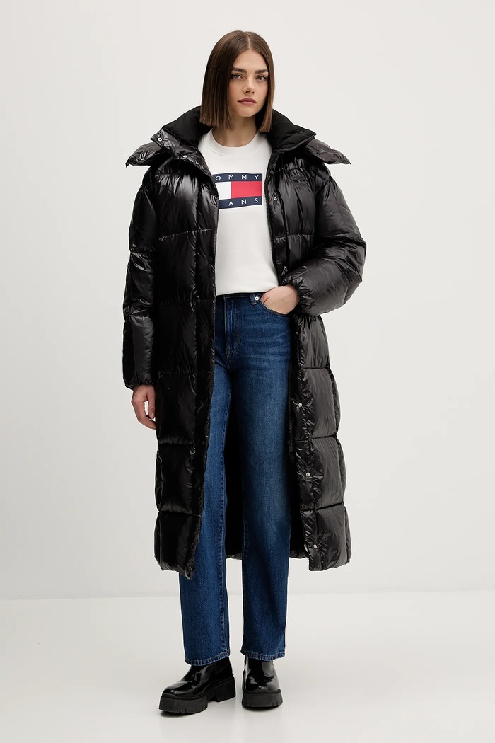 Páperová bunda Tommy Jeans DW0DW21615 čierna AW25