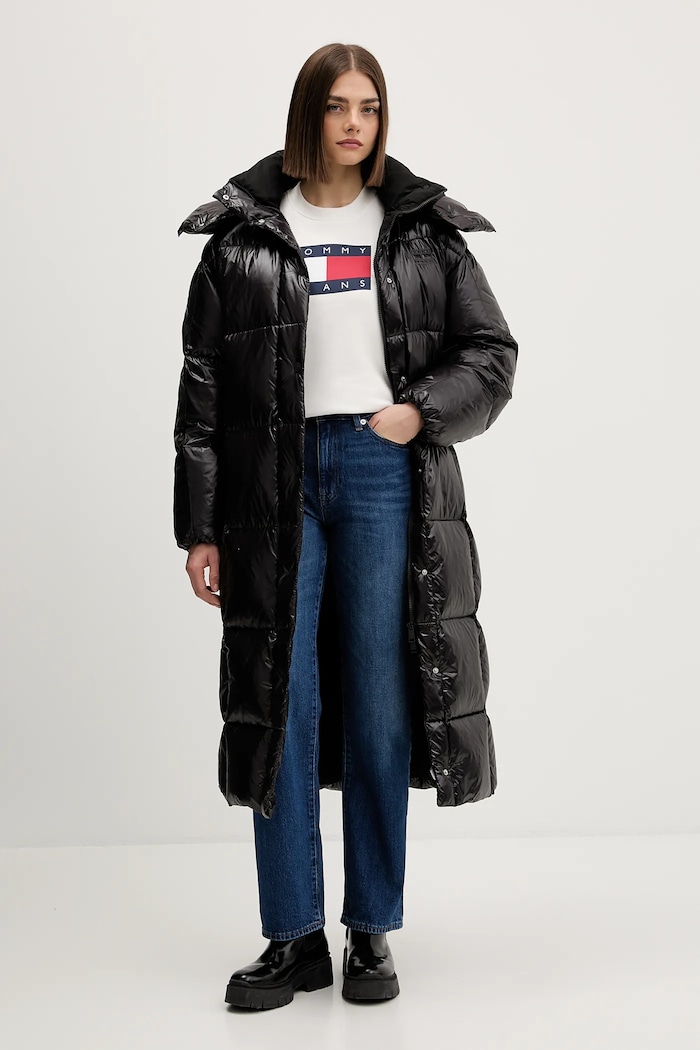 Páperová bunda Tommy Jeans DW0DW21615 čierna AW25