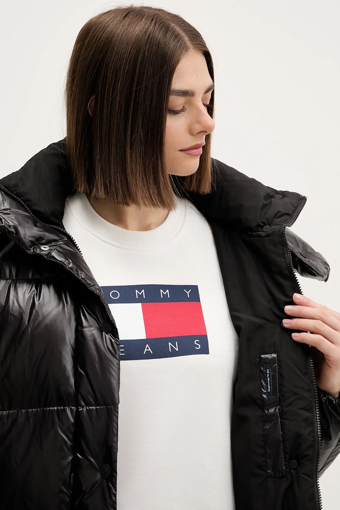 Páperová bunda Tommy Jeans DW0DW21615