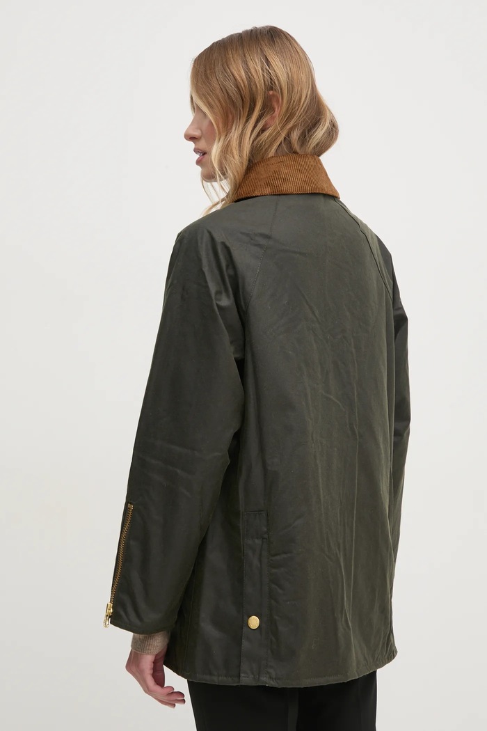 Abbigliamento Barbour giacca LWX1447OL99 verde