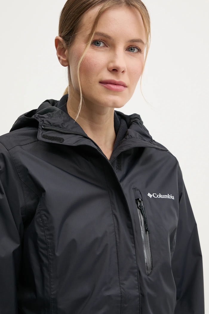 Outdoor jakna Columbia Pouring Adventure crna 2117191