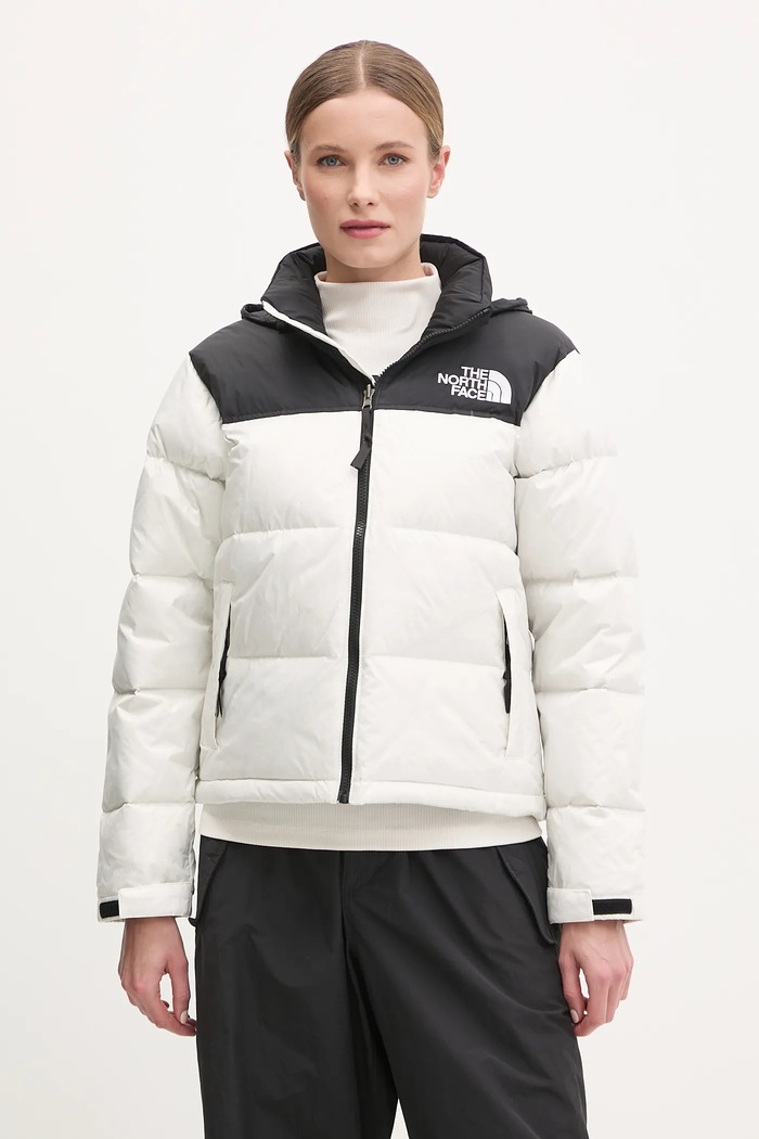 Péřová bunda The North Face 1996 Retro Nuptse s podšívkou bílá NF0A3XEOROU1