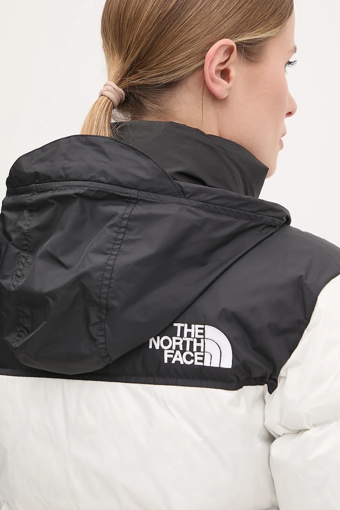 Péřová bunda The North Face 1996 Retro Nuptse NF0A3XEOROU1