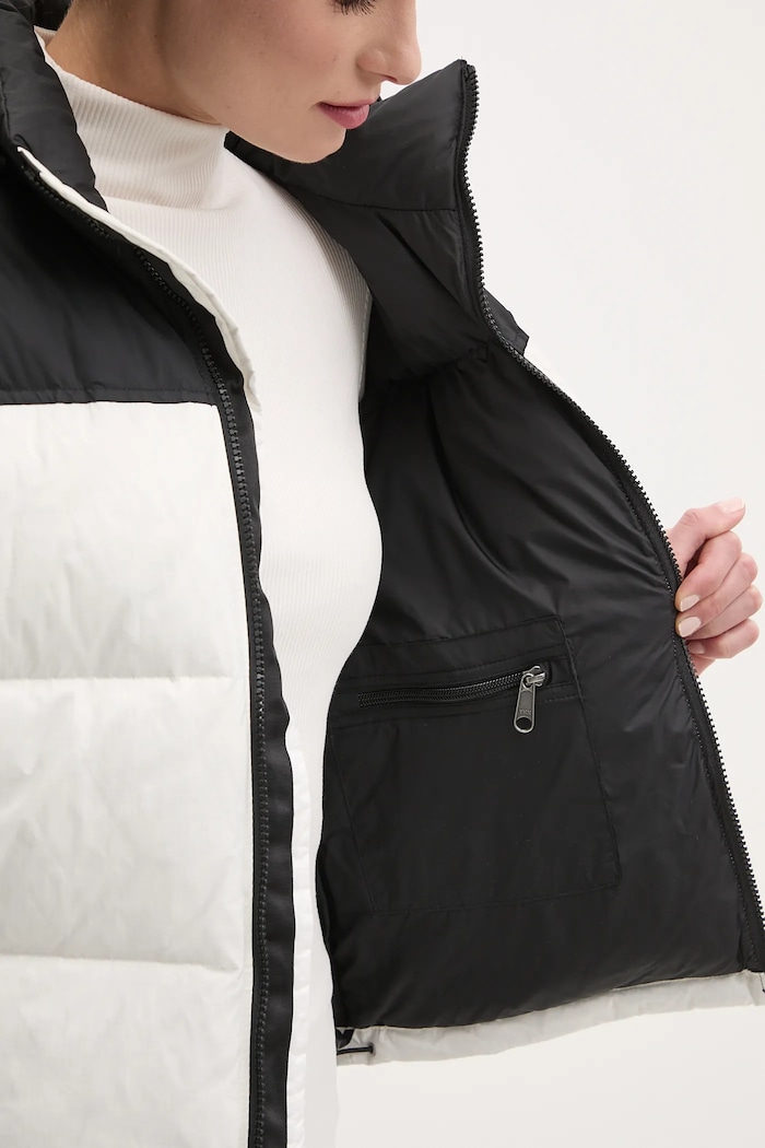 Péřová bunda The North Face 1996 Retro Nuptse NF0A3XEOROU1