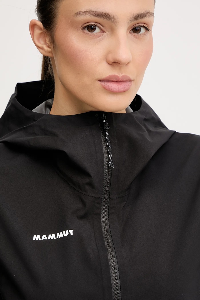 Turistická bunda Mammut Linard Light čierna 1010.31500