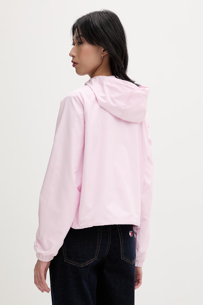 Ρούχα Tommy Jeans μεταβατικό μπουφάν γυναικείο DW0DW20672 ροζ