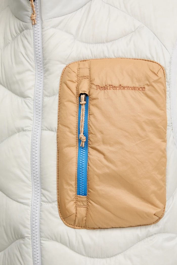 Peak Performance vestă Helium Utility G80345 bej