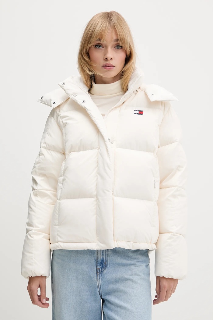 Páperová bunda Tommy Jeans zateplené béžová DW0DW21623